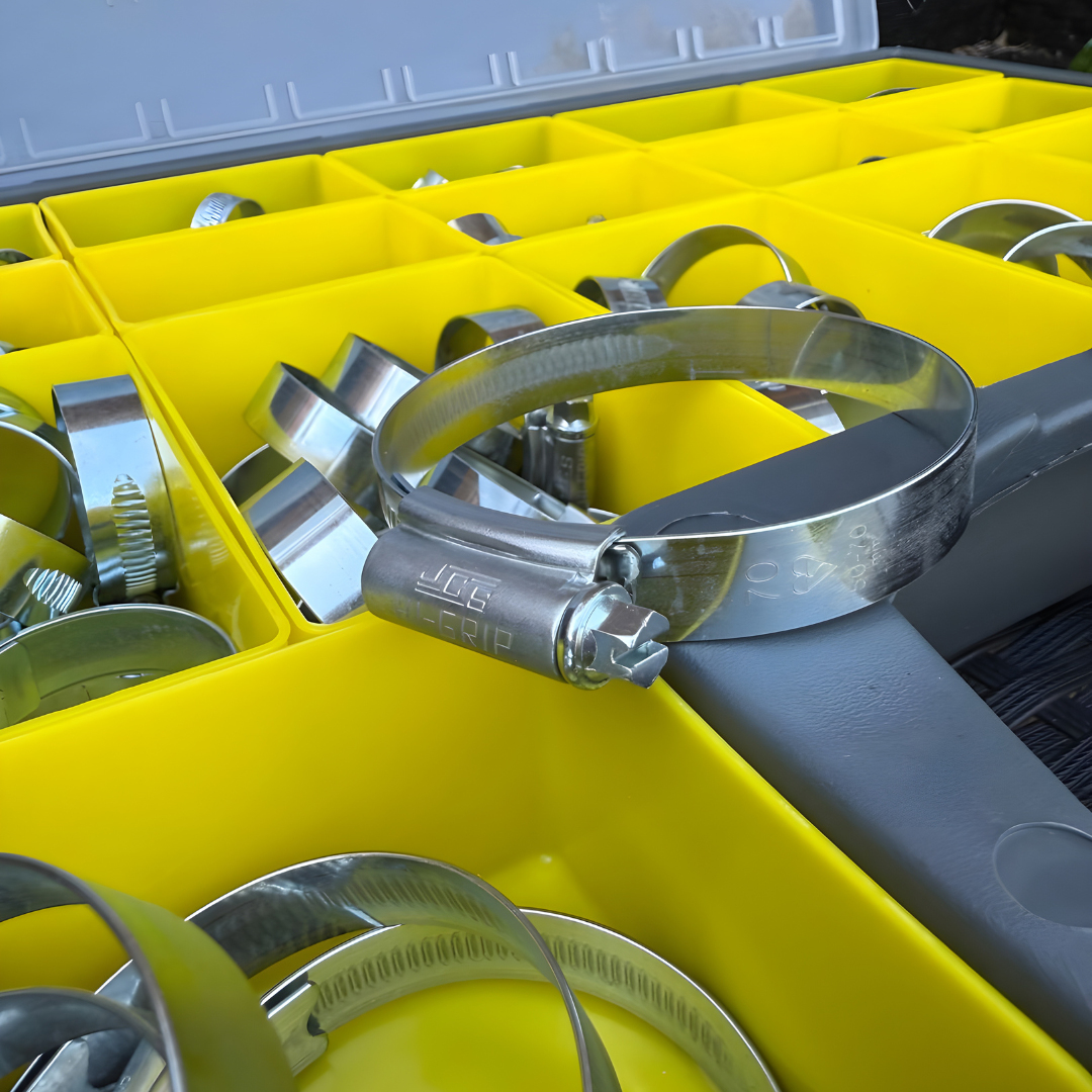 Caja grande de abrazaderas para mangueras surtidas 130 Clips